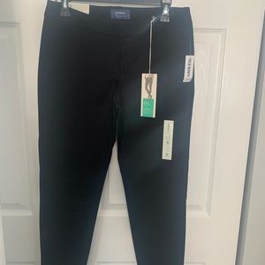NWT Old Navy Pixie Pant